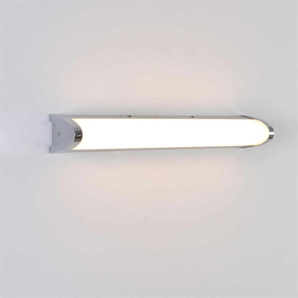 Фото №6  LUMION 8315/18WL LEDIO LN26 454 хром/белый, металл/акрил Настенный светильник IP44 LED 18W 3000K 90-250V AQUALA