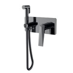 Превью фото №1  Boheme Гигиеническая лейка со смесителем VENTURO Shine Gun Metall