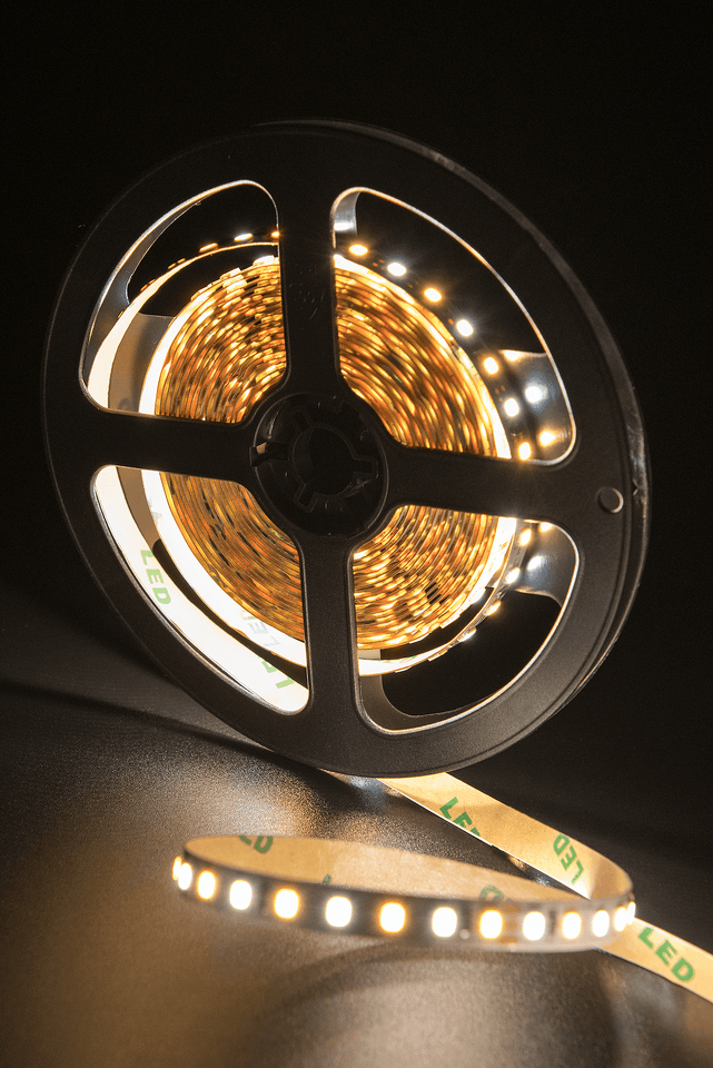 Фото №6  SWG PRO Лента светодиодная SMD 2835, 120 LED/м, 14,4 Вт/м, 24В , IP20, Цвет: Микс (3000+6000K)