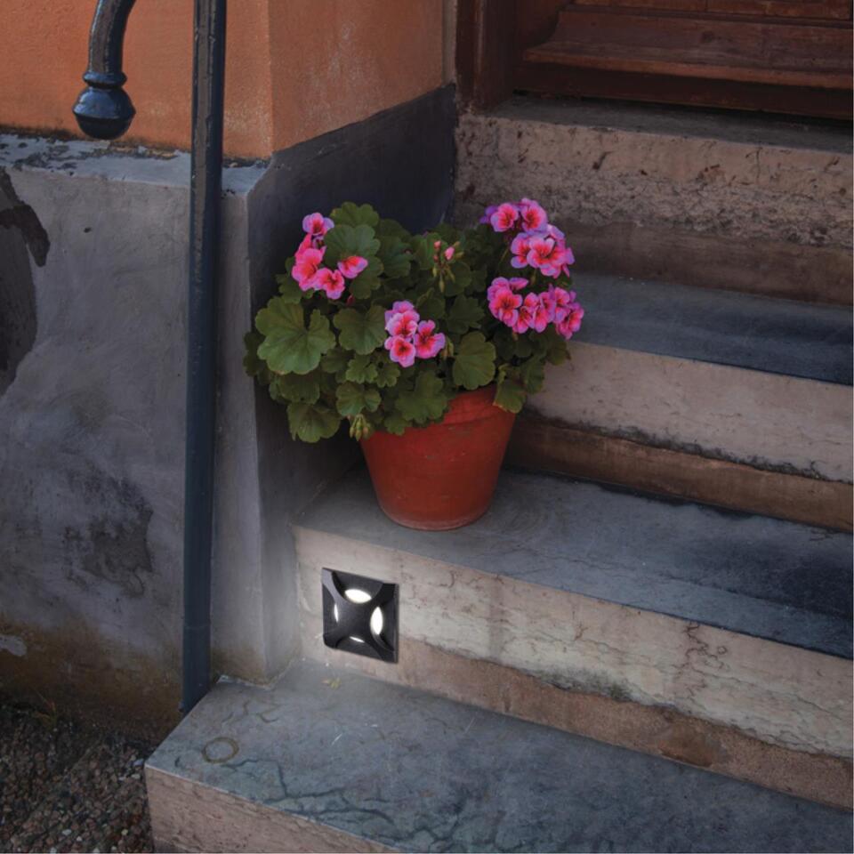 Фото №2  NOVOTECH 358093 STREET NT19 770 черный Подсветка лестницы IP65 LED 4000K 3W 220V SCALA