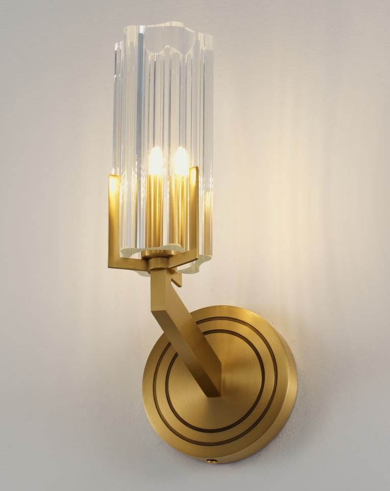 Фото №10  Светильник настенный Moderli V11015-1W Brass