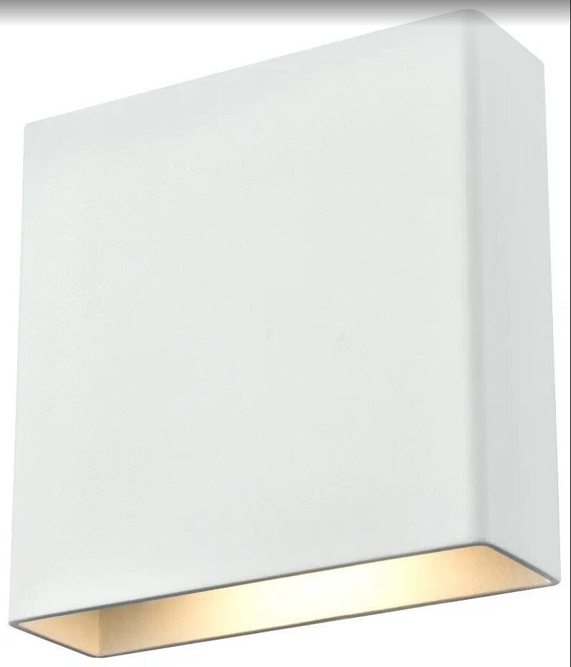 Фото №1  WE906.01.001 WERTMARK WILKO светильник уличный настенный, LED, 14W, 3000K