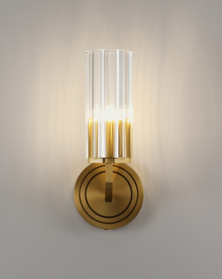 Фото №10  Светильник настенный Moderli V11015-1W Brass