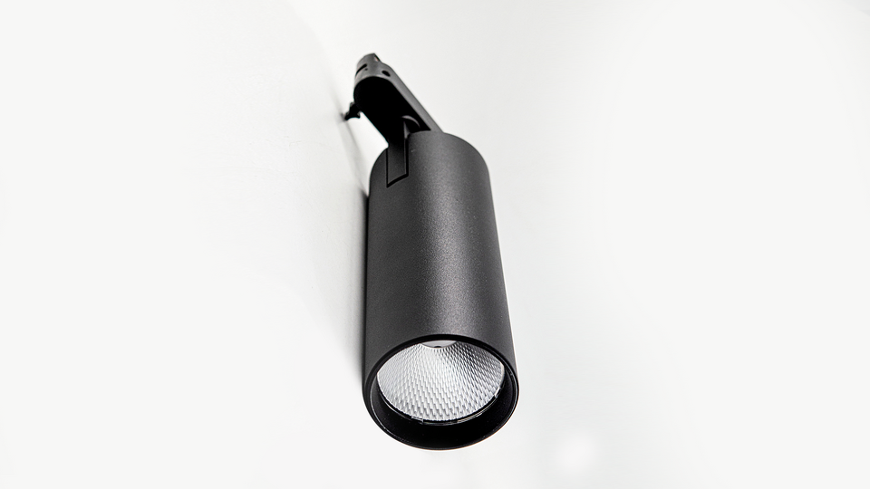Фото №1  SWG PRO Спот для трековых систем черный 30W 4000K TL3P-BL-30-NW
