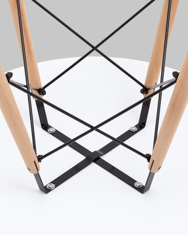 Фото №6  Стол Eames DSW NEW D80