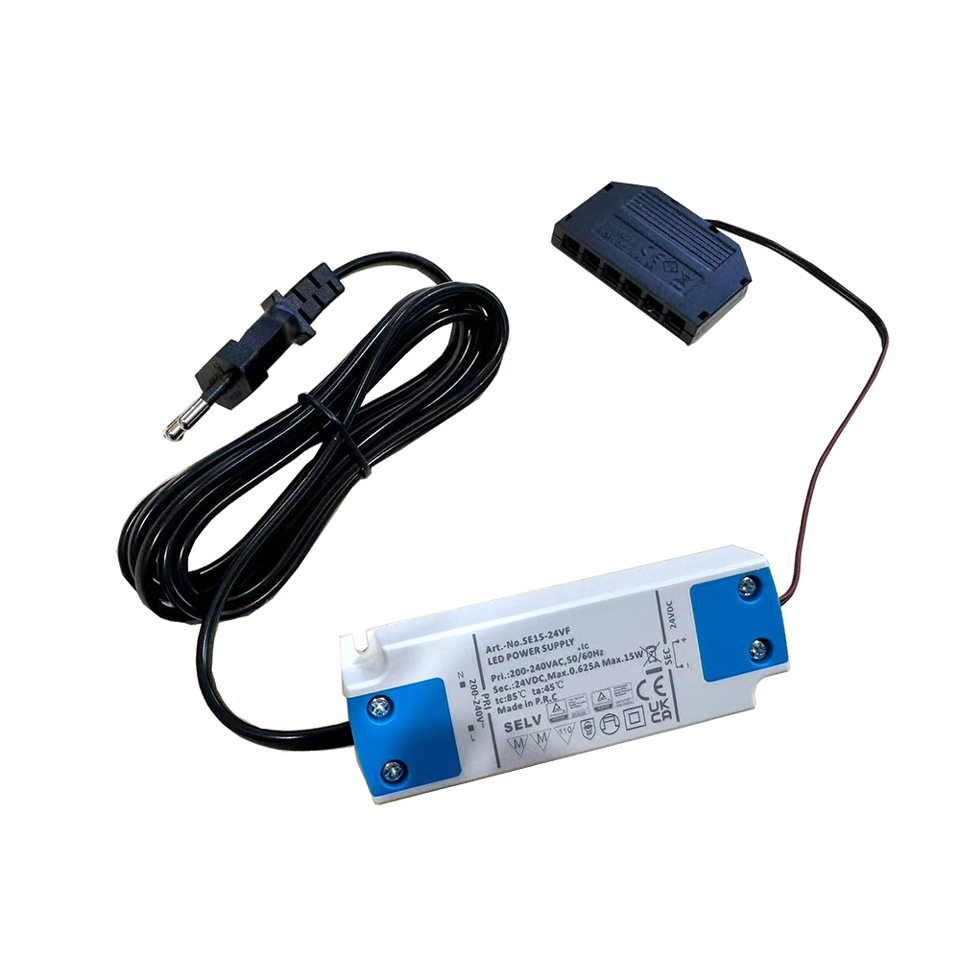 Фото №1  Трансформатор DLIGHT, 24 V, 15 W, подключение максимум 6-ти светильников