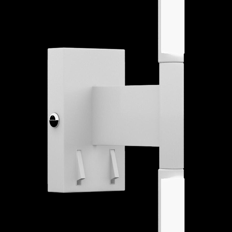 Фото №7  10011 WH Настенный светильник LOFT IT Stick