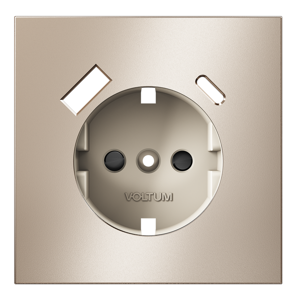 Фото №7  VOLTUM Накладка для розетки с заземлением и защитными шторками, с USB A+C, S70 Metal (платина)