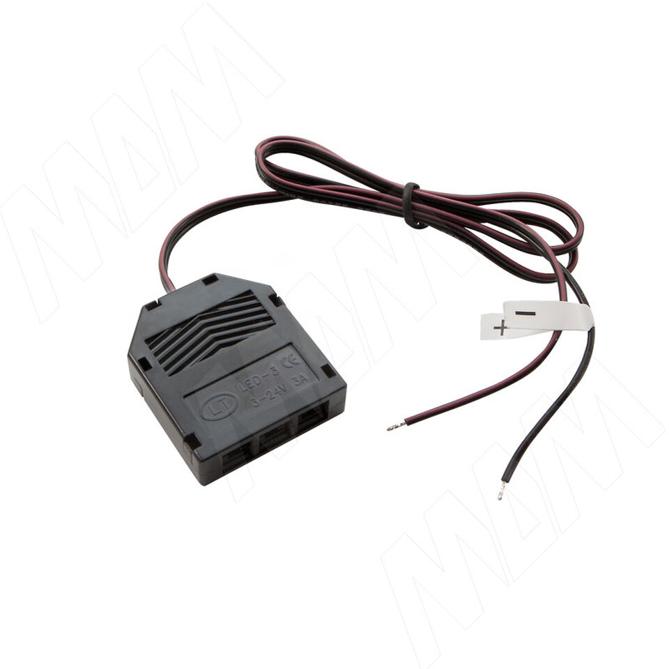 Фото №1  PULSE Разветвитель на 3 розетки, провода, 500 мм, 12V (DIS-LED-WR-3)